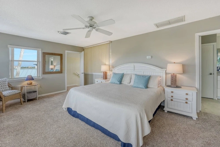 Standard room with balcony