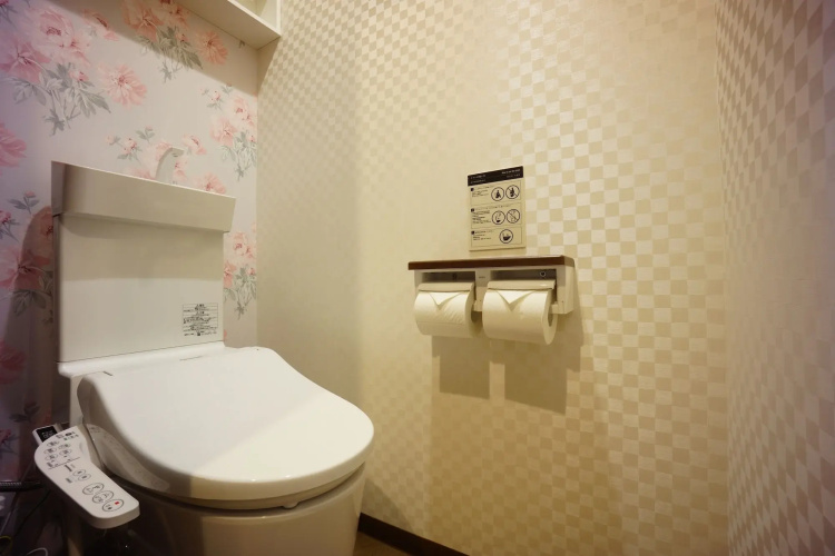 Rona Hotel