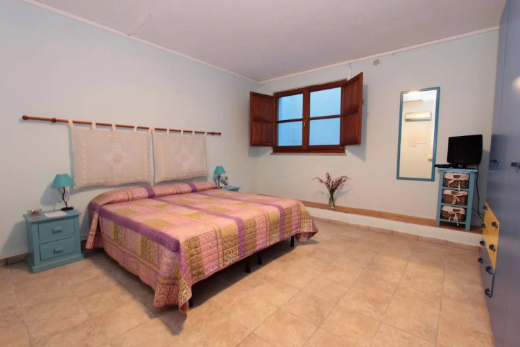 B&B Nuraximannu