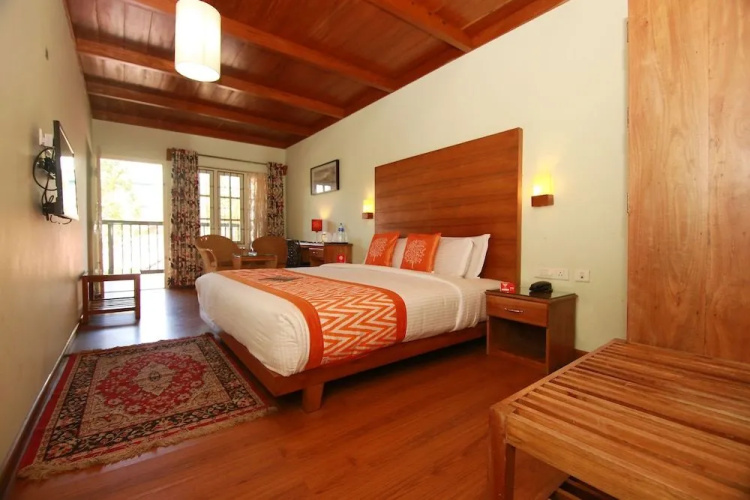 OYO 2158 Hotel SN