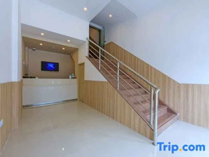 Yunfu Guest House