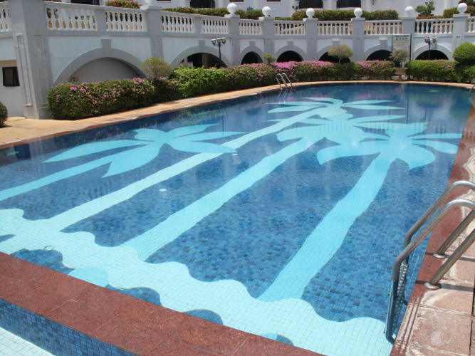 Marina Crescent Condominium