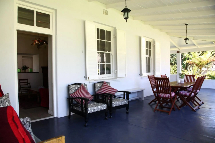 Verandah House