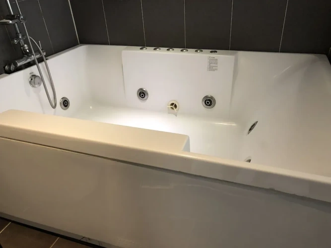 Standard Double room with city view
