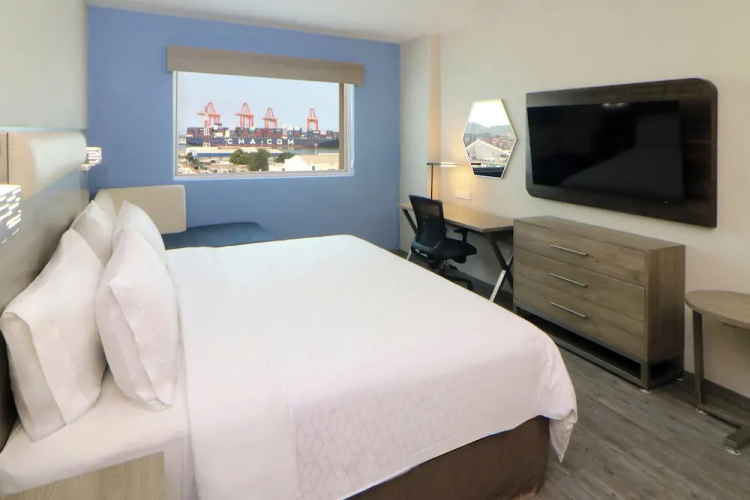 Holiday Inn Express Manzanillo