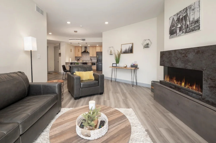 Ski Idlewild 1 Bedroom Condo by RedAwning