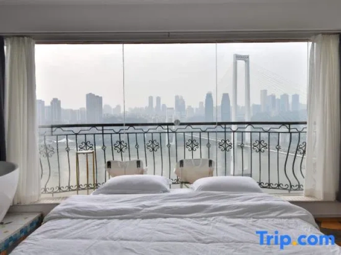Standard Double room with river view