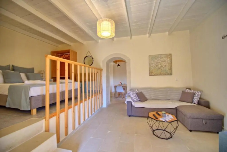 Villa Vicilla by MediterraneanVillas