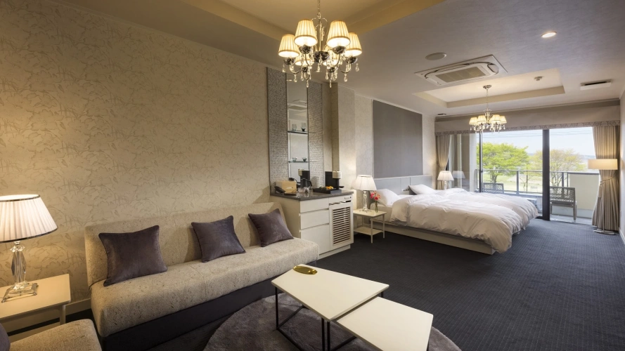 Triple Suite
