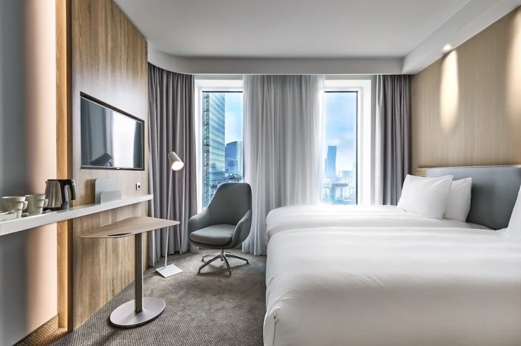 Standard Twin room with city view
