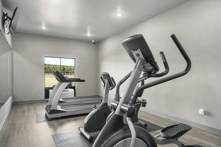 Riverstone Suites - Chippewa Falls - Eau Claire, WI