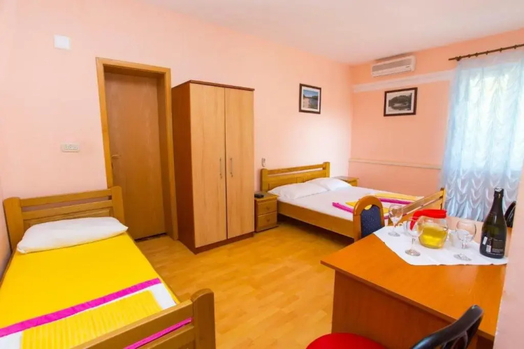 Apartments Bravo - 100m from beach