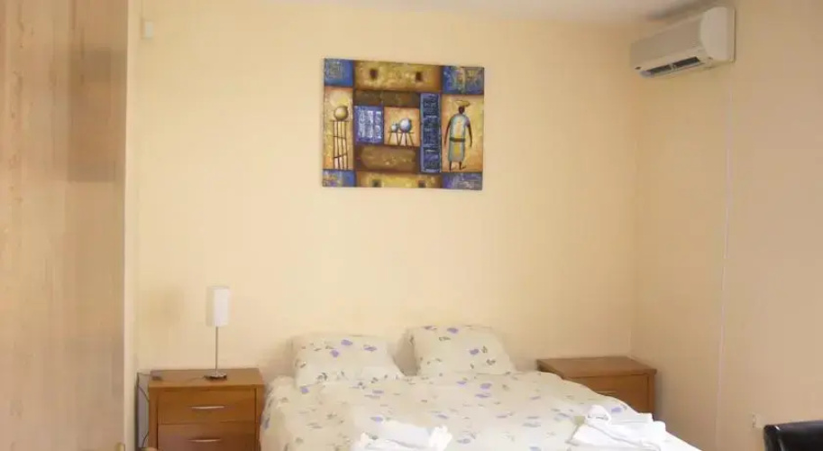 Balchik English House