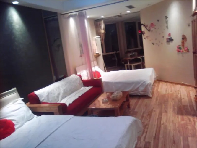 Dalian Yijing Yuxuanting Hotel and Apartment