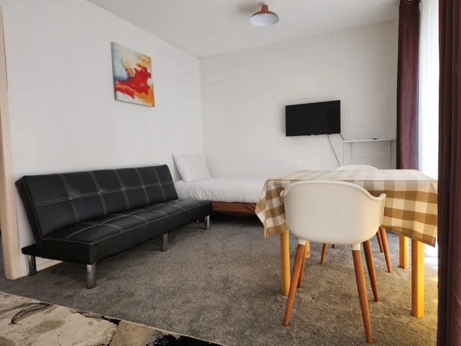 1 Bedroom Standard Suite