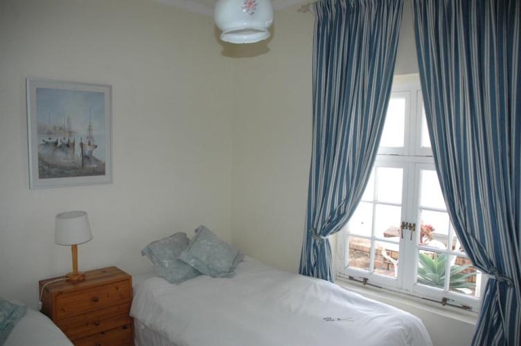 2 Cottons Cottage