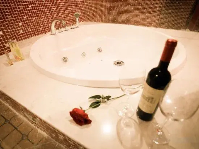 520 Lovers Theme Hotel