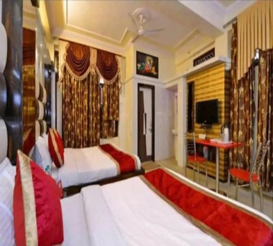 Standard Triple room