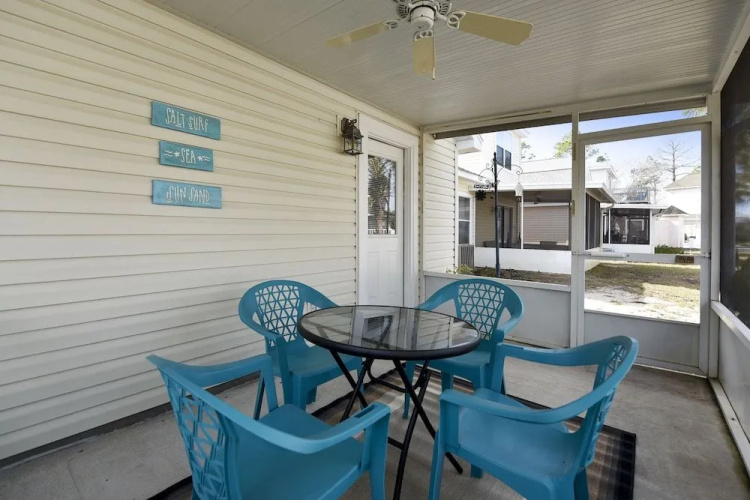 Poolside Cabana by Book That Condo