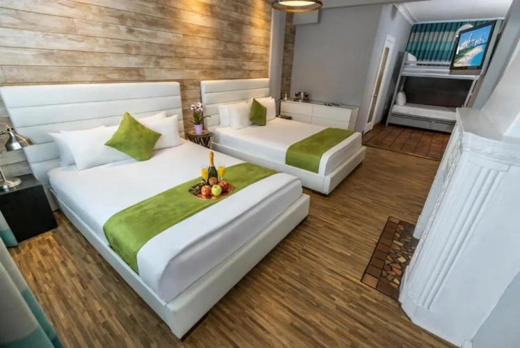 2 Bedrooms Suite