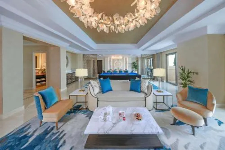 Palm Beachfront Estate Sunset Atlantis views