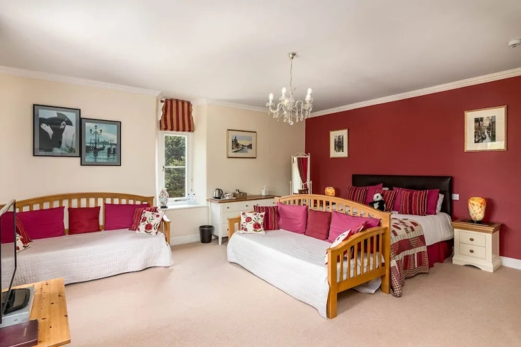 Deluxe Double Suite