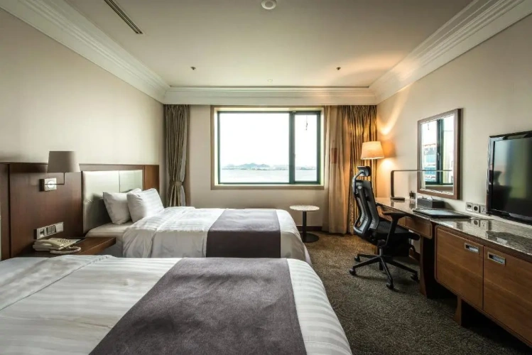 Deluxe Twin room with sea view
