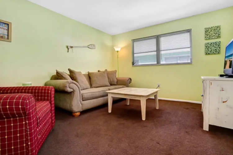 235 Mango - The Cottage