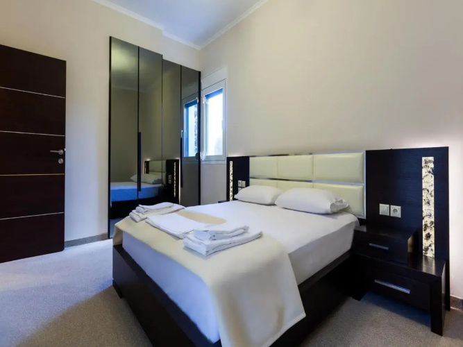 Pearl Bay Hotel
