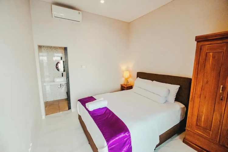 Turtle Shelter Guest House