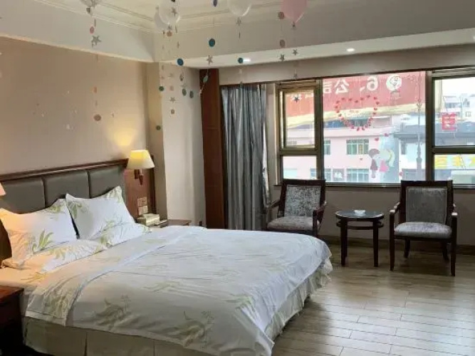Kaiyi Business Hotel