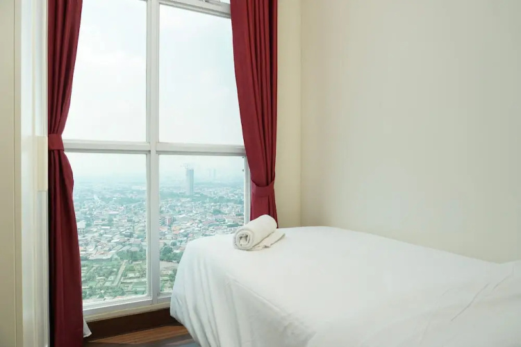 Comfortable 2br Puri Orchard Apartment