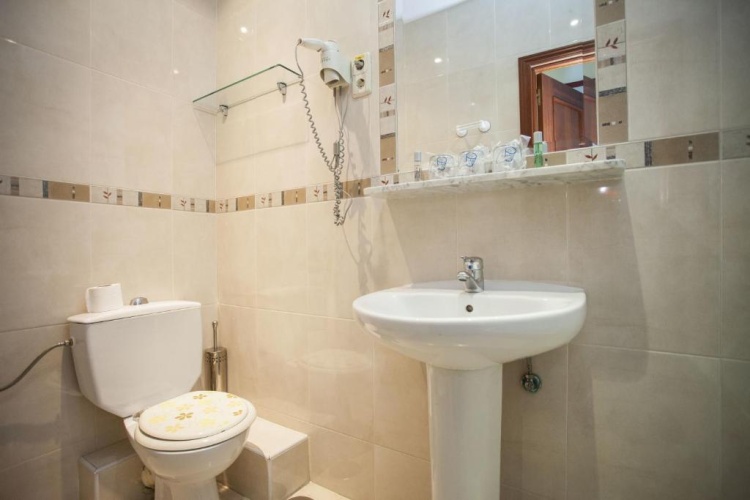 Standard Single room