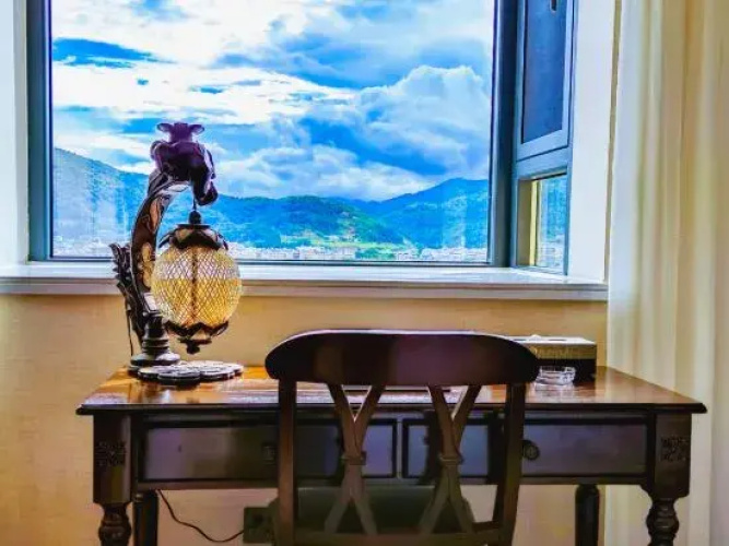 Menglian Ruyi Hotel