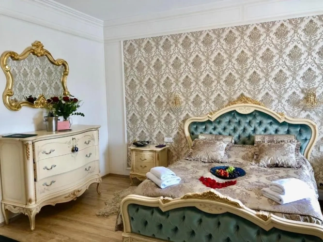 Double Suite