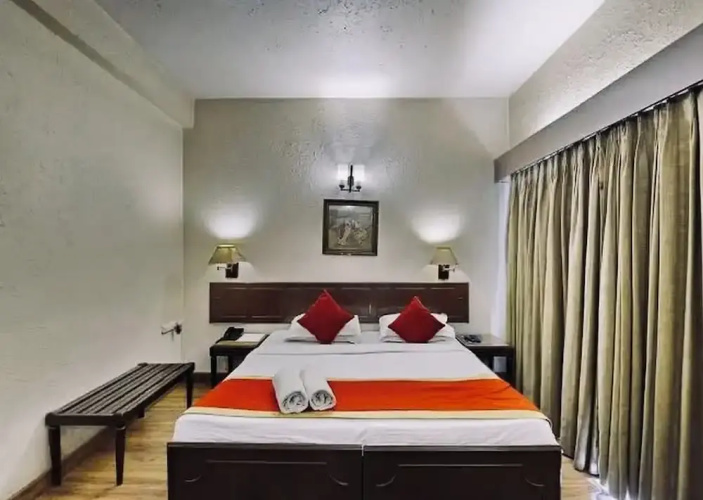 Hamilton Hotel