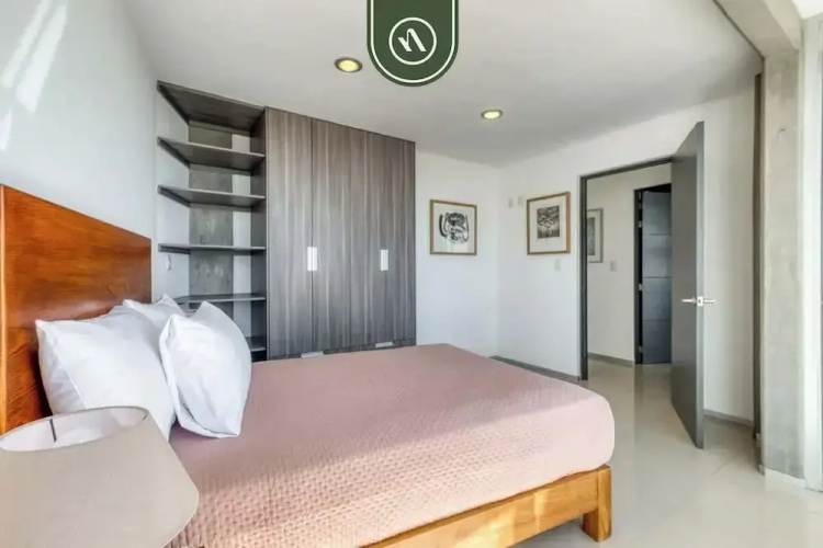 3 BR Condo - Panoramic Views - 5 Min to Downtown