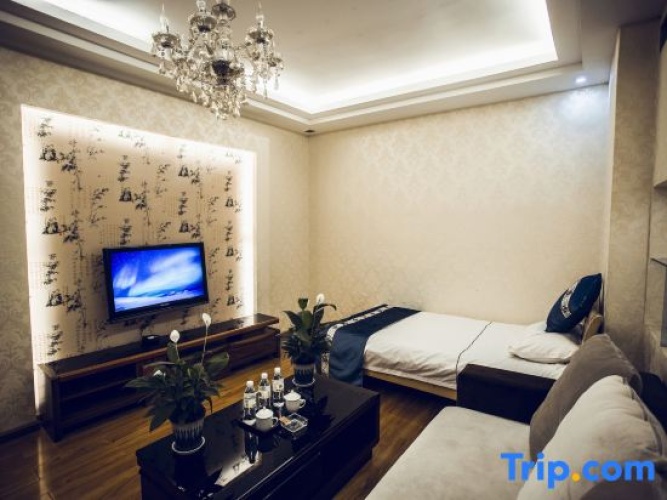 Deluxe Double Suite