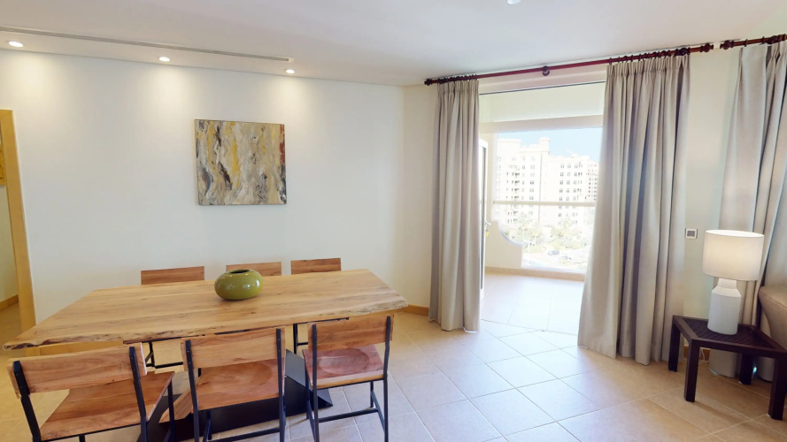 Al Dabas Beach Views 3BD Sleeps 6 Beachfront