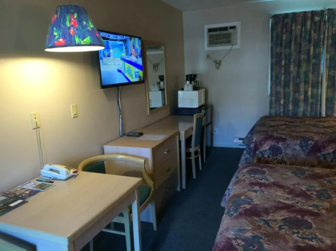 Rodeway Inn