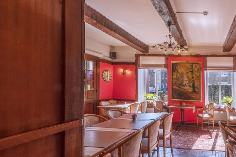 Hostellerie La Villa Des Roses