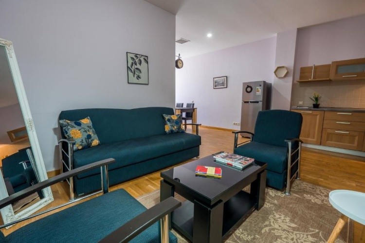 1 Bedroom Apartment