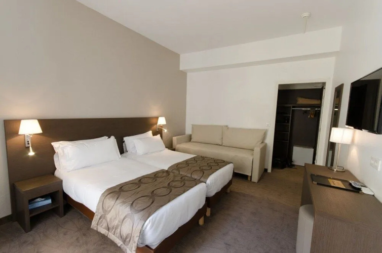 Hotel Carolina