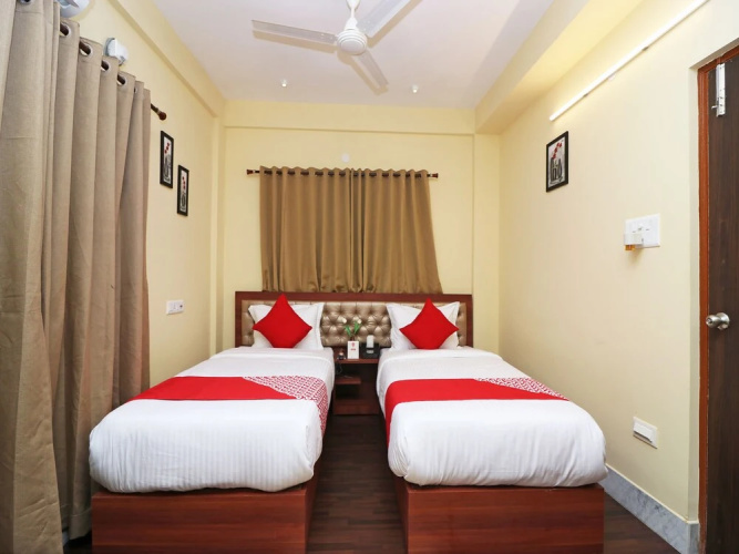 A Retro By OYO Rooms