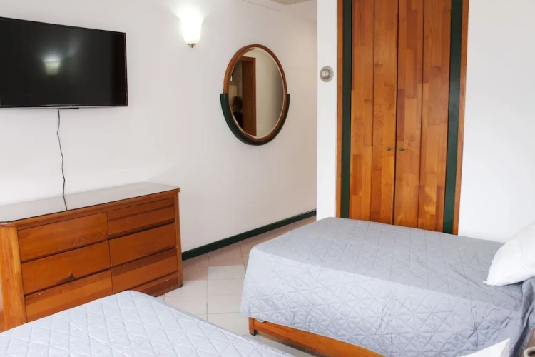 Economy Twin room