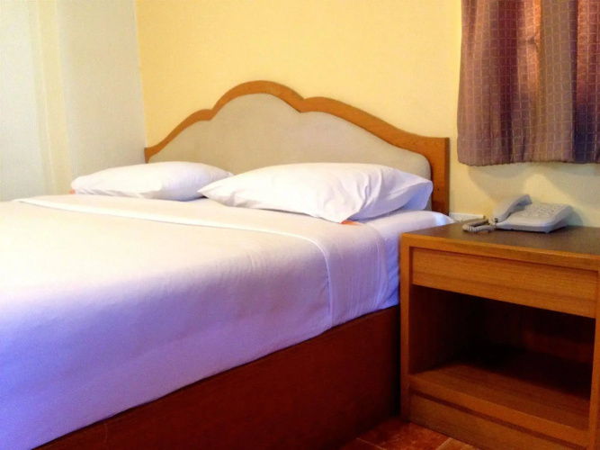 Cherry Hotel