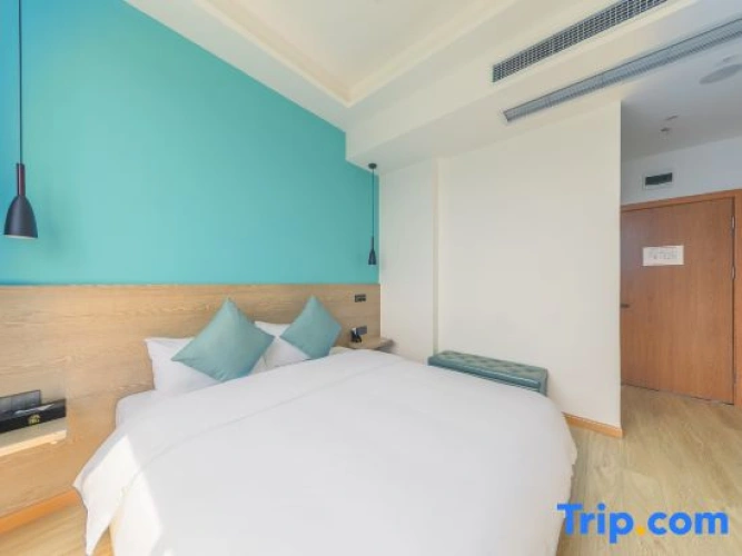 Standard Double room with river view
