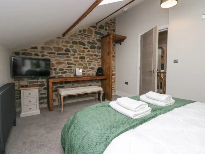 Howgill House