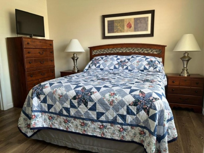 4 Bedrooms Cottage