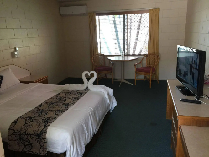 Island View Motel